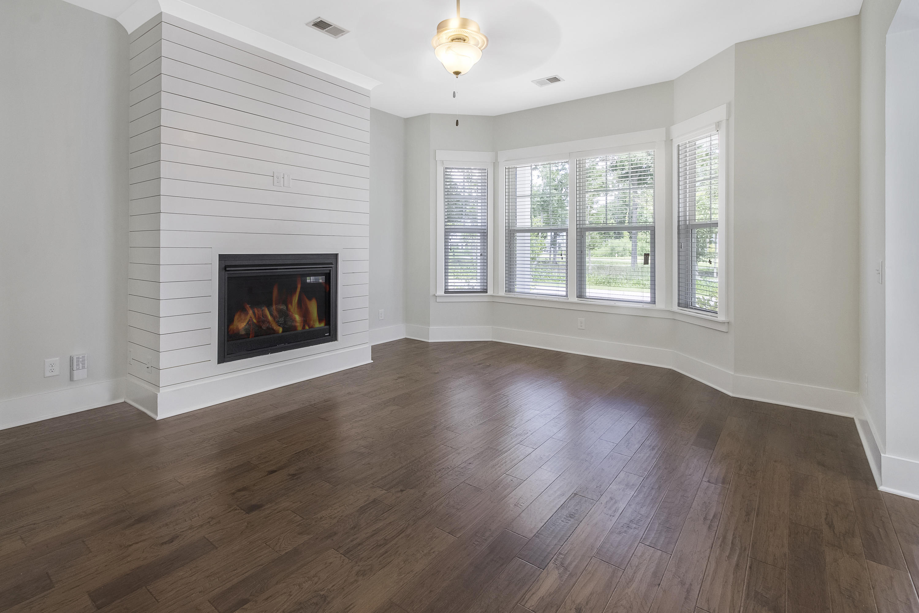 1880 Fleming Woods Road Charleston, SC 29412 - Photo 4 of 21 Wood Floors!