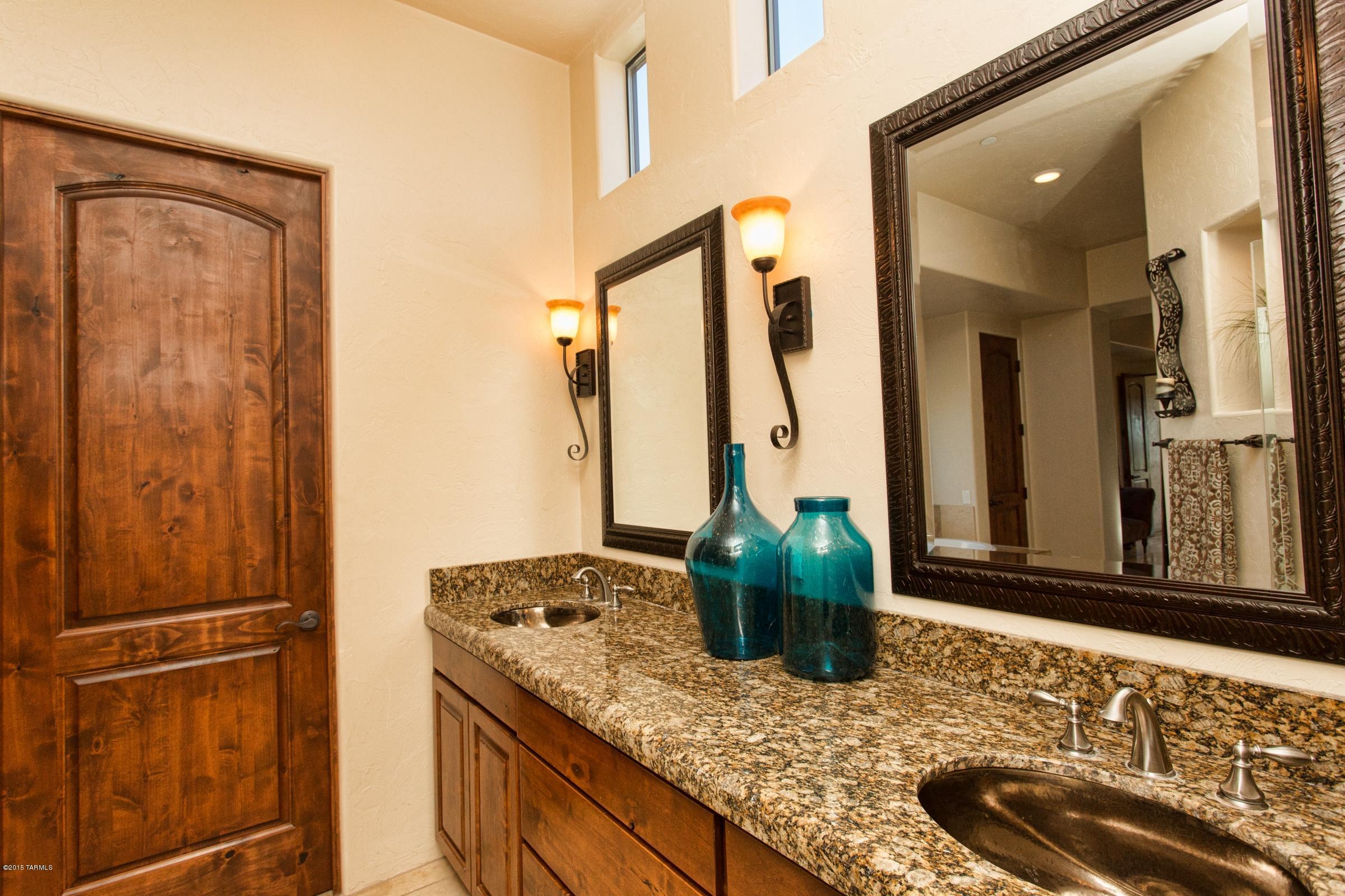 12057 North Solitude Ridge Place Tucson, AZ 85755 - Photo 35 of 45