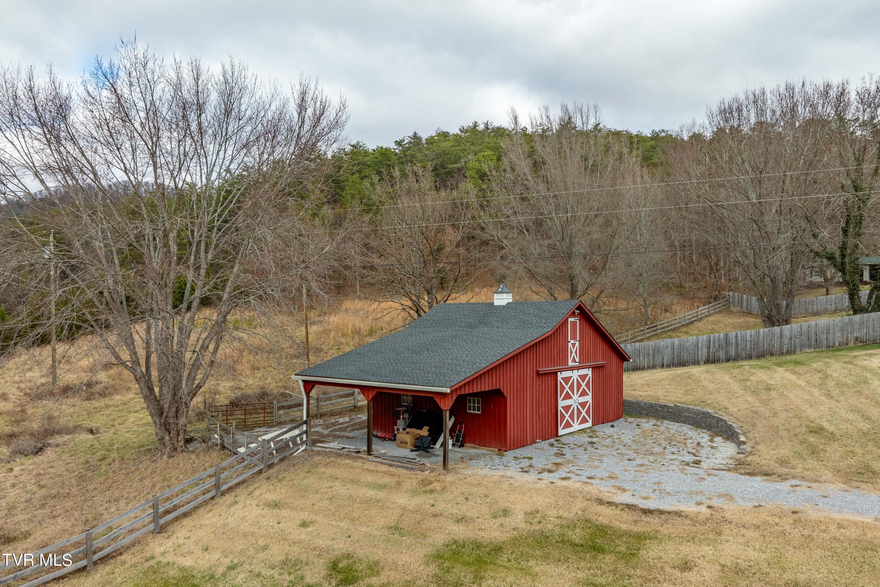 3290 Kelley Gap Road Greeneville, TN 37743 - Photo 7 of 82 3290 Kelley Gap Rd. (13 of 98)