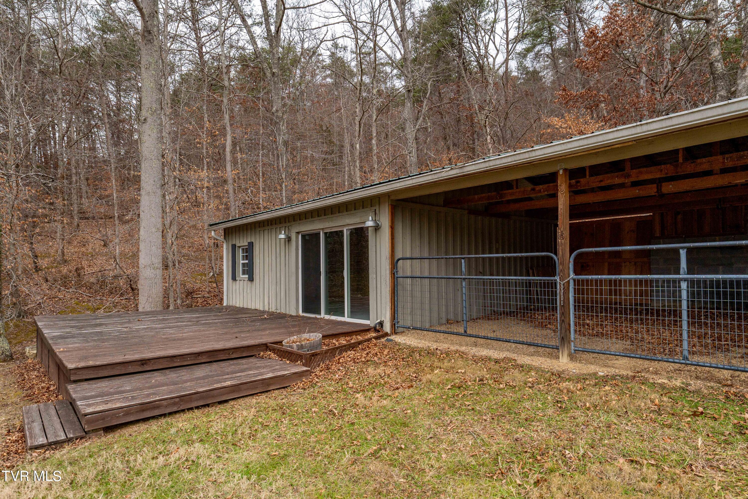 3290 Kelley Gap Road Greeneville, TN 37743 - Photo 8 of 82 3290 Kelley Gap Rd. (48 of 98)
