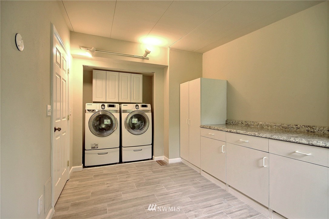 14830 Southeast 181st Street Renton, WA 98058 - Photo 12 of 25