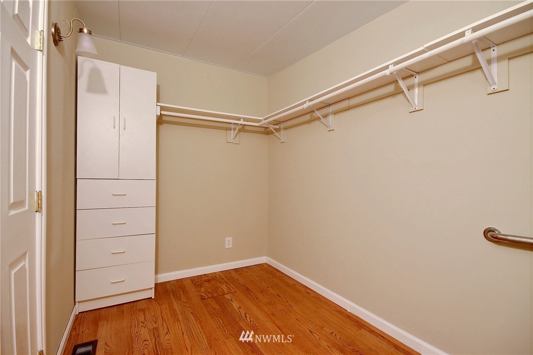 14830 Southeast 181st Street Renton, WA 98058 - Photo 16 of 25