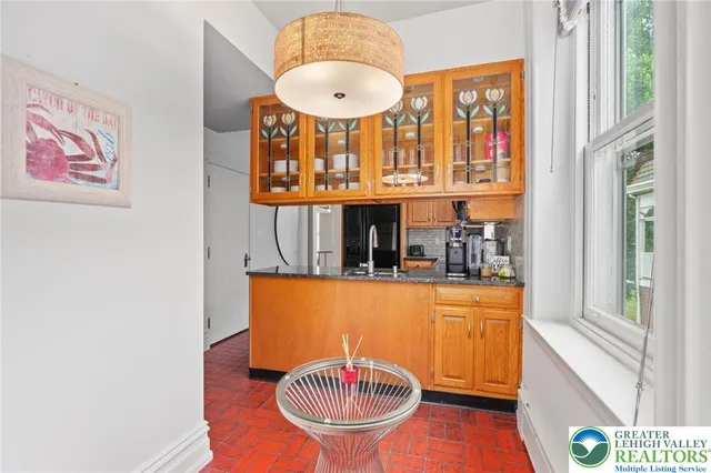 $5,000 | 1505-1509 Hamilton Street, Unit 2, Allentown, PA 18102