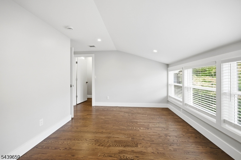 40 Jardine Road, Unit 2 Morristown, NJ 07960 - Photo 35 of 48
