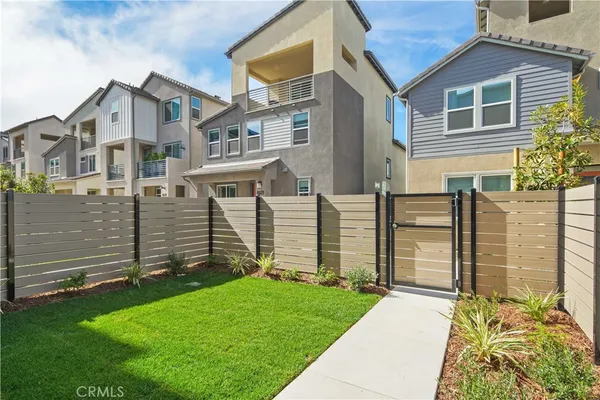 $679,000 | 27331 Bear Creek Lane, Valencia, CA 91381