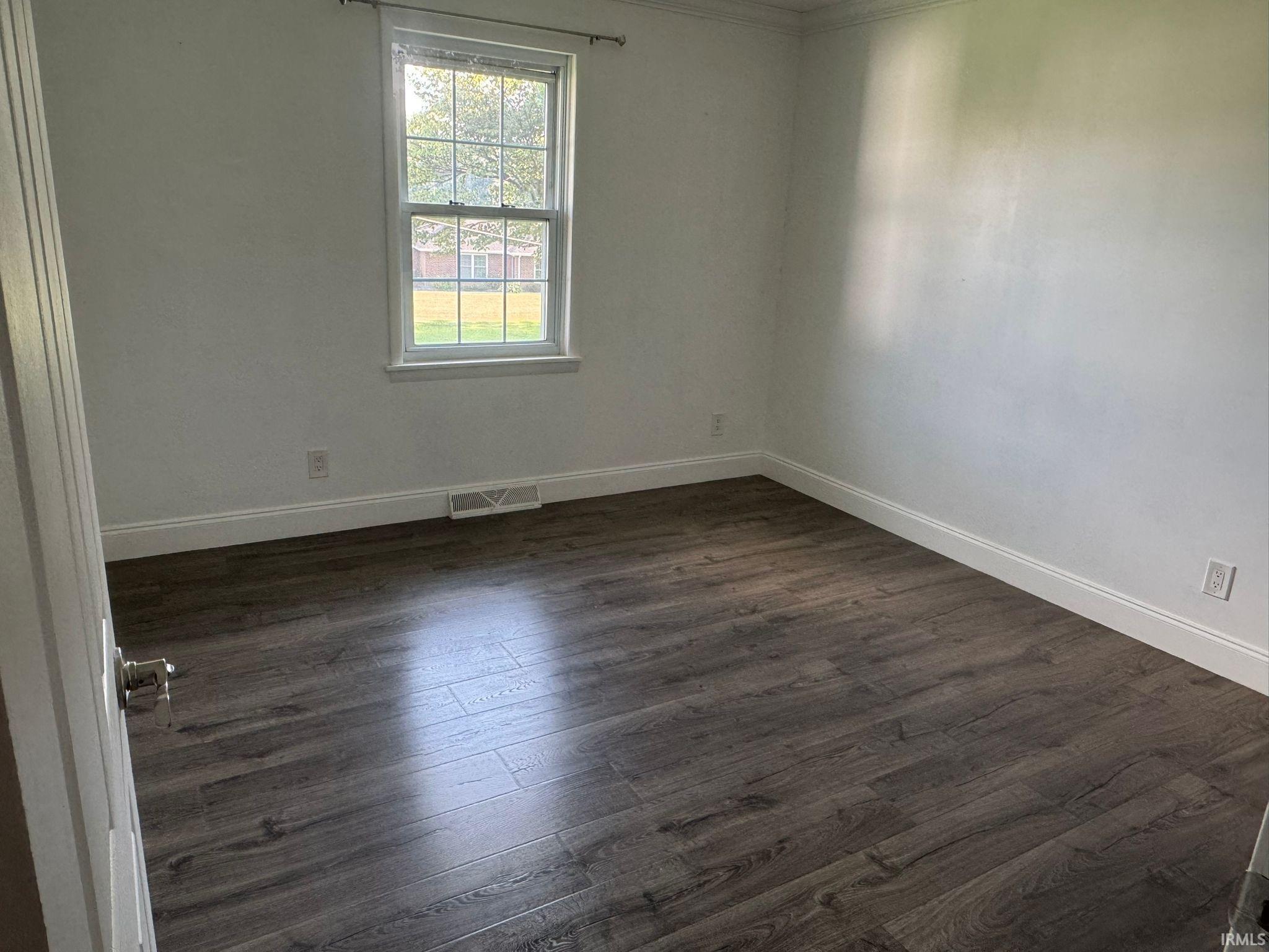 1475 Gregory Lane Jasper, IN 47546 - Photo 13 of 35