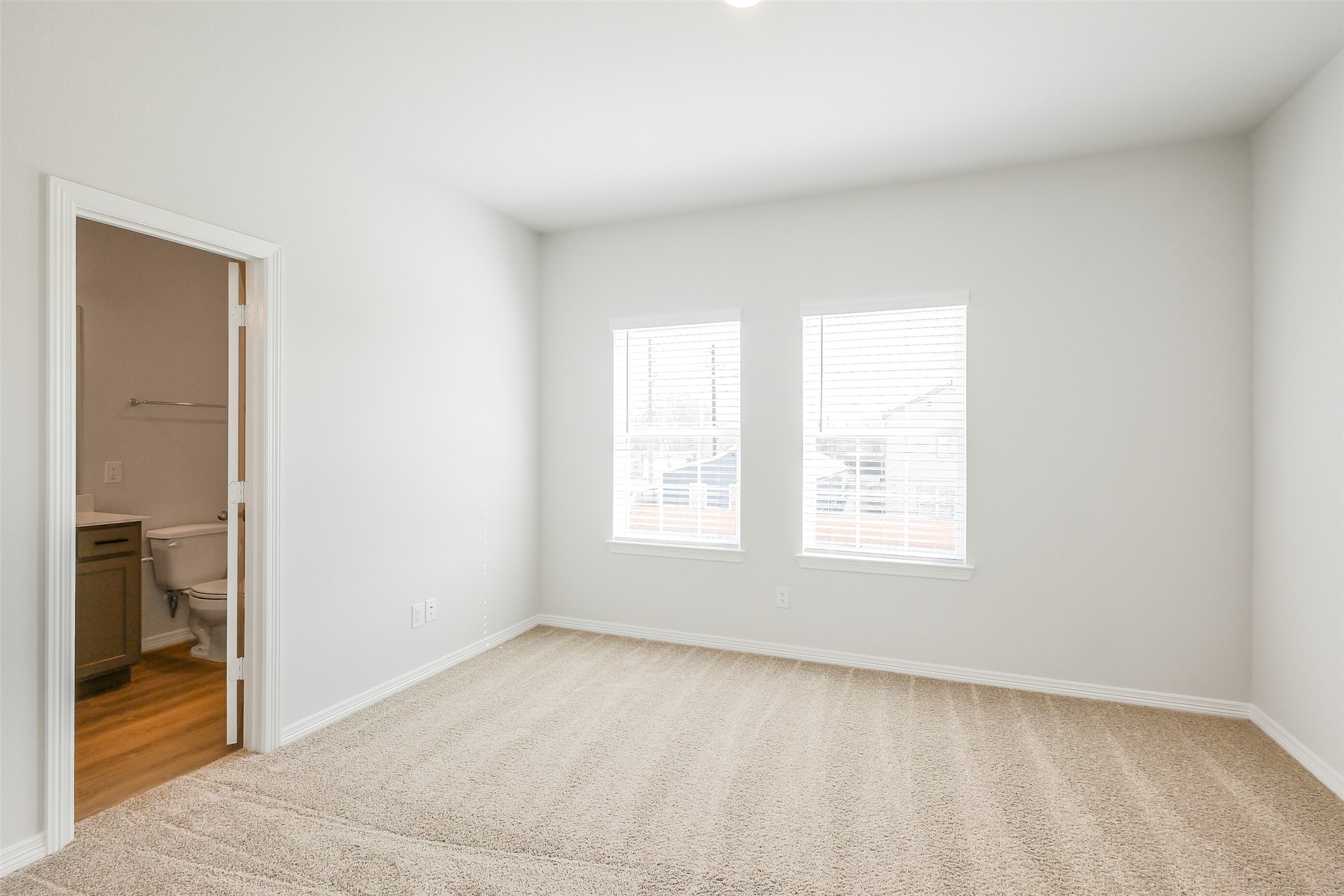 6411 Paris Street Houston, TX 77021 - Photo 19 of 33 a view of an empty room with a window