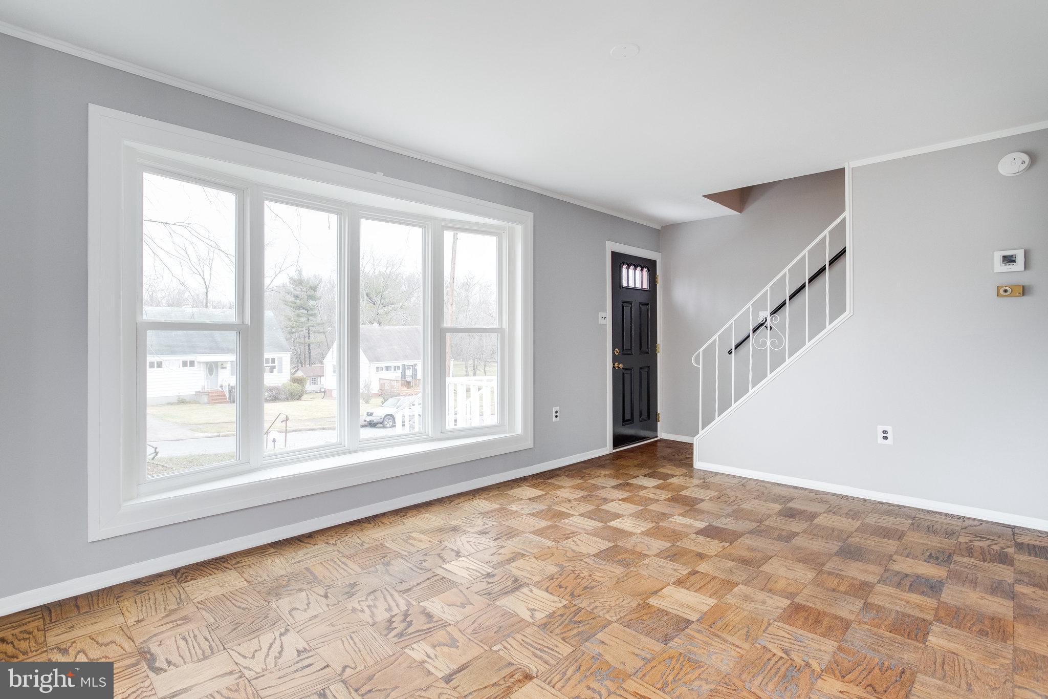 817 Cliffedge Road Pikesville, MD 21208 - Photo 10 of 27 Gallery Image 10
