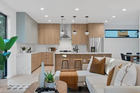 $1,500,000 | 2704 Canterbury Street, Unit A, Austin, TX 78702