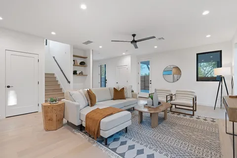 $1,500,000 | 2704 Canterbury Street, Unit A, Austin, TX 78702