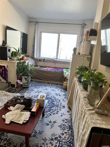 $1,230,000 | 34-00 Linneaus Place | Flushing