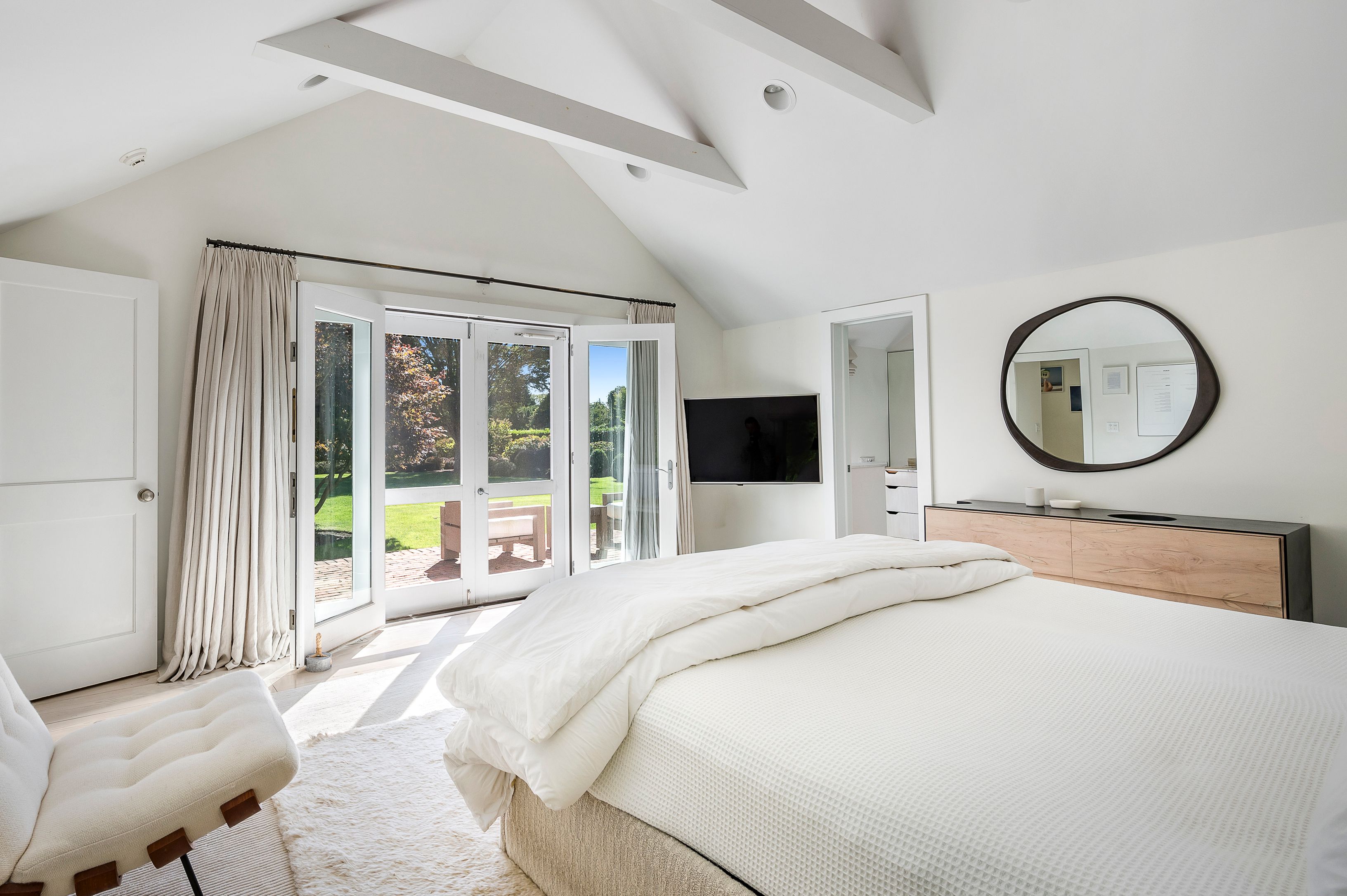 176 Sayre's Path Wainscott, NY 11975 - Photo 22 of 38