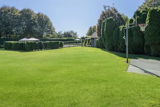 $145,000 | 176 Sayre's Path, Wainscott, NY 11975