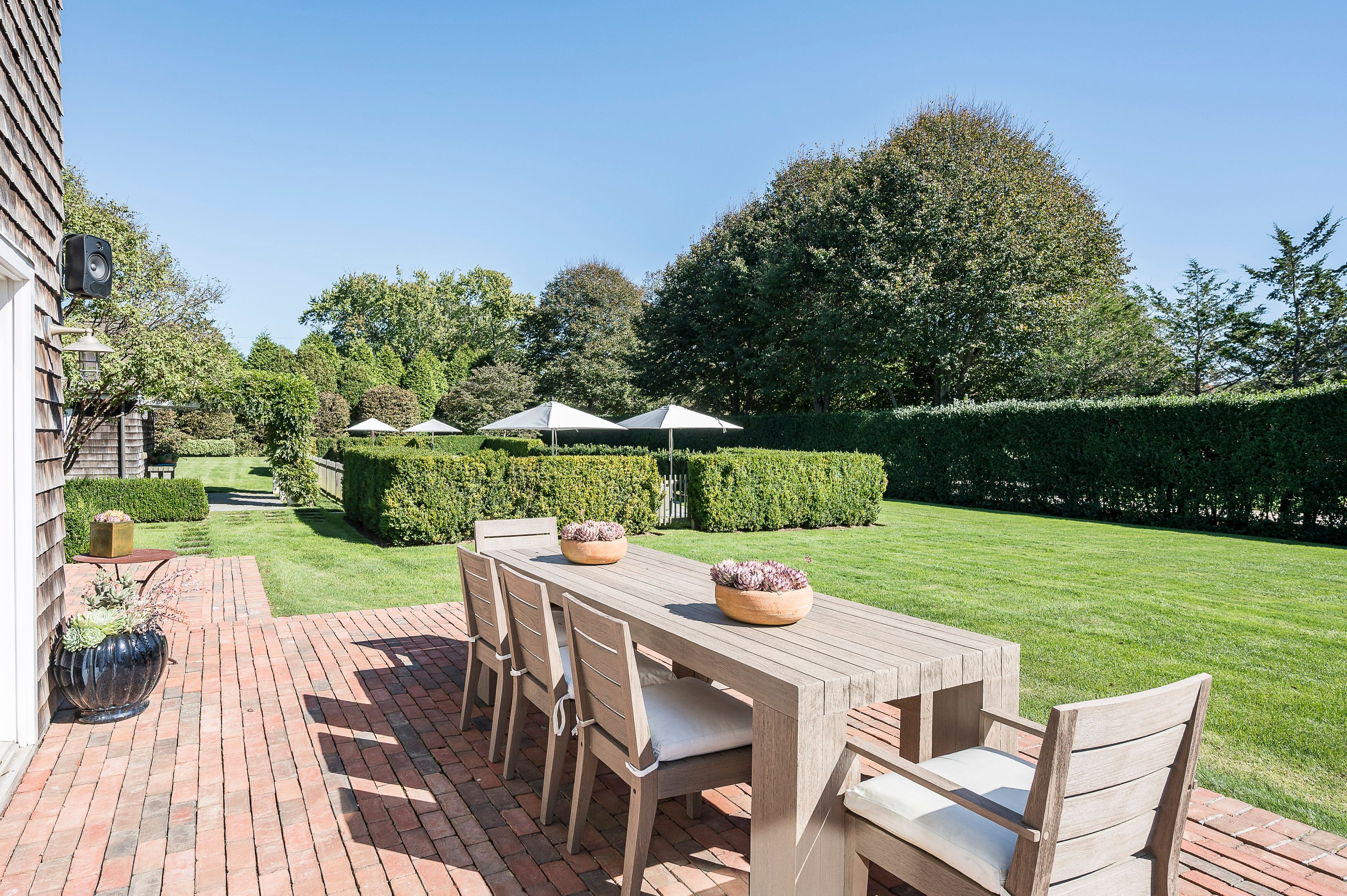 176 Sayre's Path Wainscott, NY 11975 - Photo 10 of 38