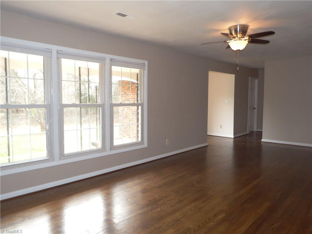 3235 Wide Country Road Pfafftown, NC 27040 - Photo 3 of 17 Bright and Spacious Family Room / Living Room