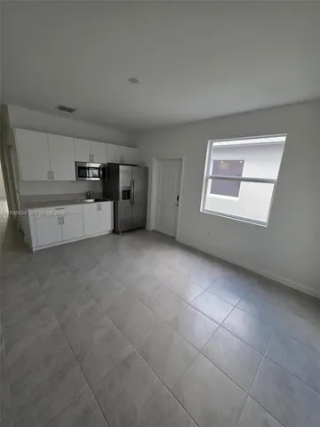 $1,600 | 19571 Southwest 339th Terrace, Unit 1, Homestead, FL 33034