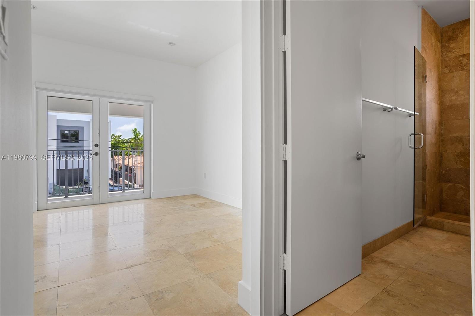 2786 Southwest 34th Avenue Miami, FL 33133 - Photo 28 of 42 an empty room with windows