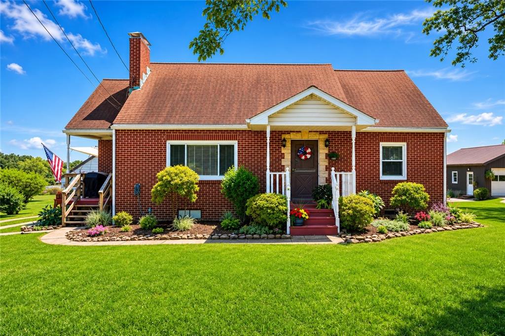 812 Winfield Road Cabot, PA 16023 - Photo 2 of 34