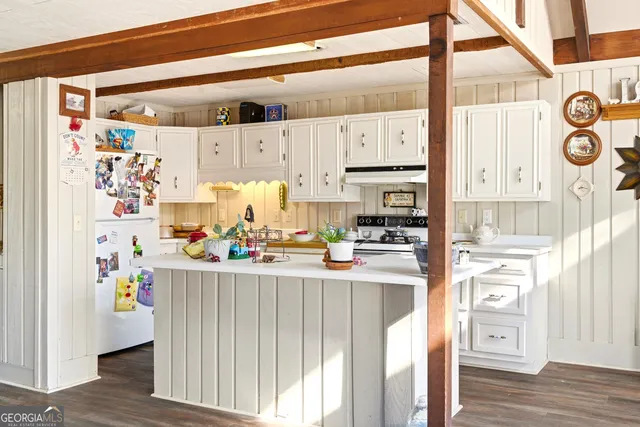 $400,000 | 452 East Sugarbush Drive, Dillard, GA 30537