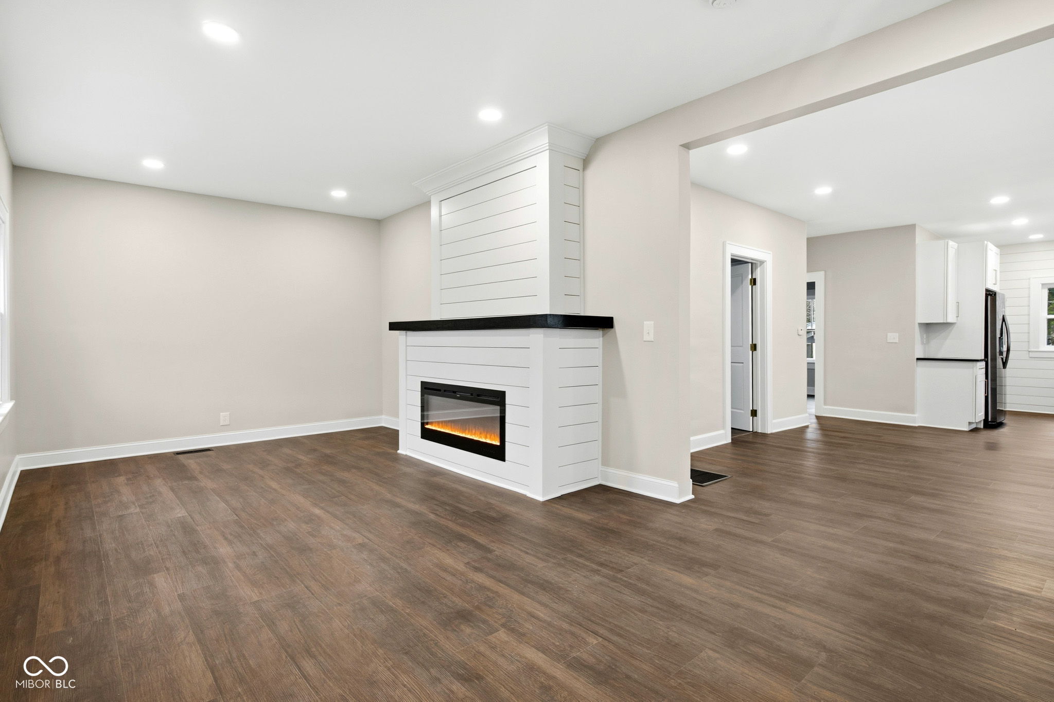 364 South Ritter Avenue Indianapolis, IN 46219 - Photo 5 of 25