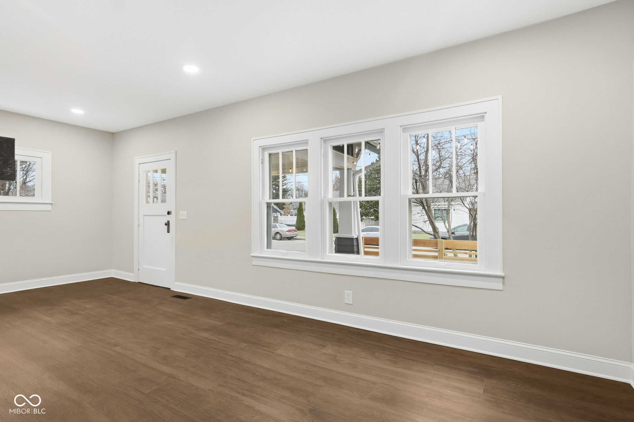 364 South Ritter Avenue Indianapolis, IN 46219 - Photo 7 of 25