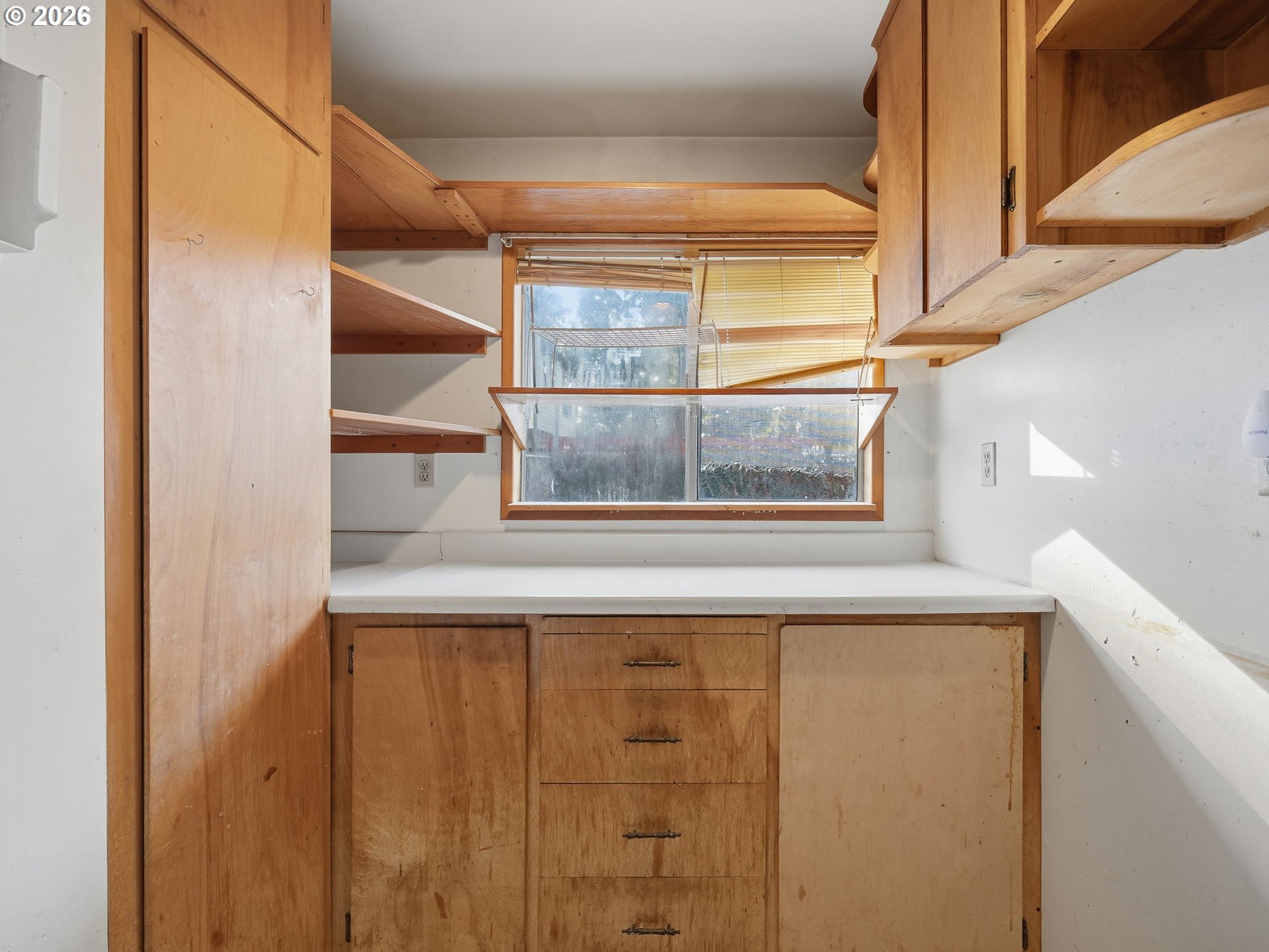 6629 Southeast 64th Avenue Portland, OR 97206 - Photo 12 of 44