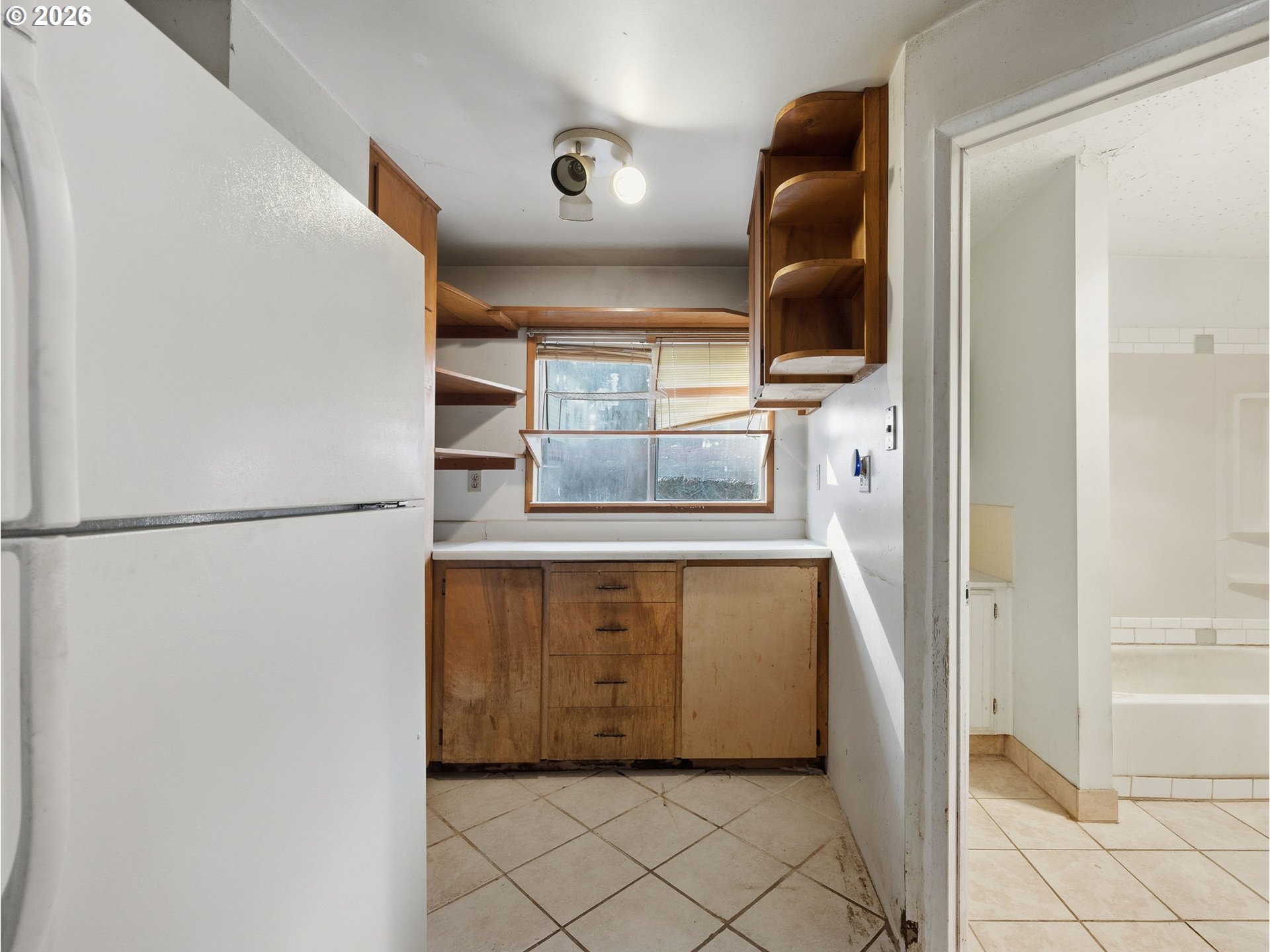 6629 Southeast 64th Avenue Portland, OR 97206 - Photo 9 of 44