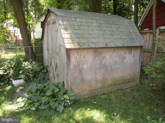 710 Roxboro Road Rockville, MD 20850 - Photo 20 of 29 Shed