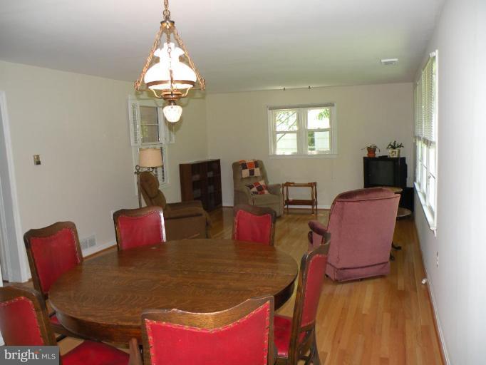 710 Roxboro Road Rockville, MD 20850 - Photo 10 of 29 Family Room