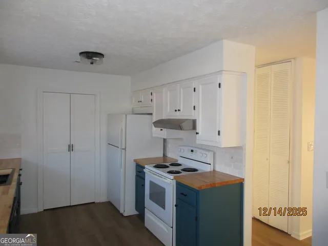 $1,800 | 2822 Chelsey Trail, Jonesboro, GA 30236