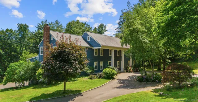 $2,275,000 | 42 Sturbridge Hill Road, New Canaan, CT 06840