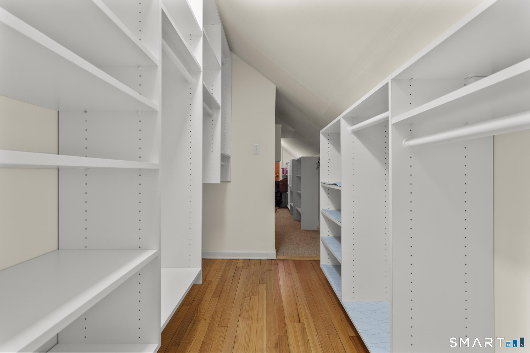 42 Sturbridge Hill Road New Canaan, CT 06840 - Photo 24 of 27