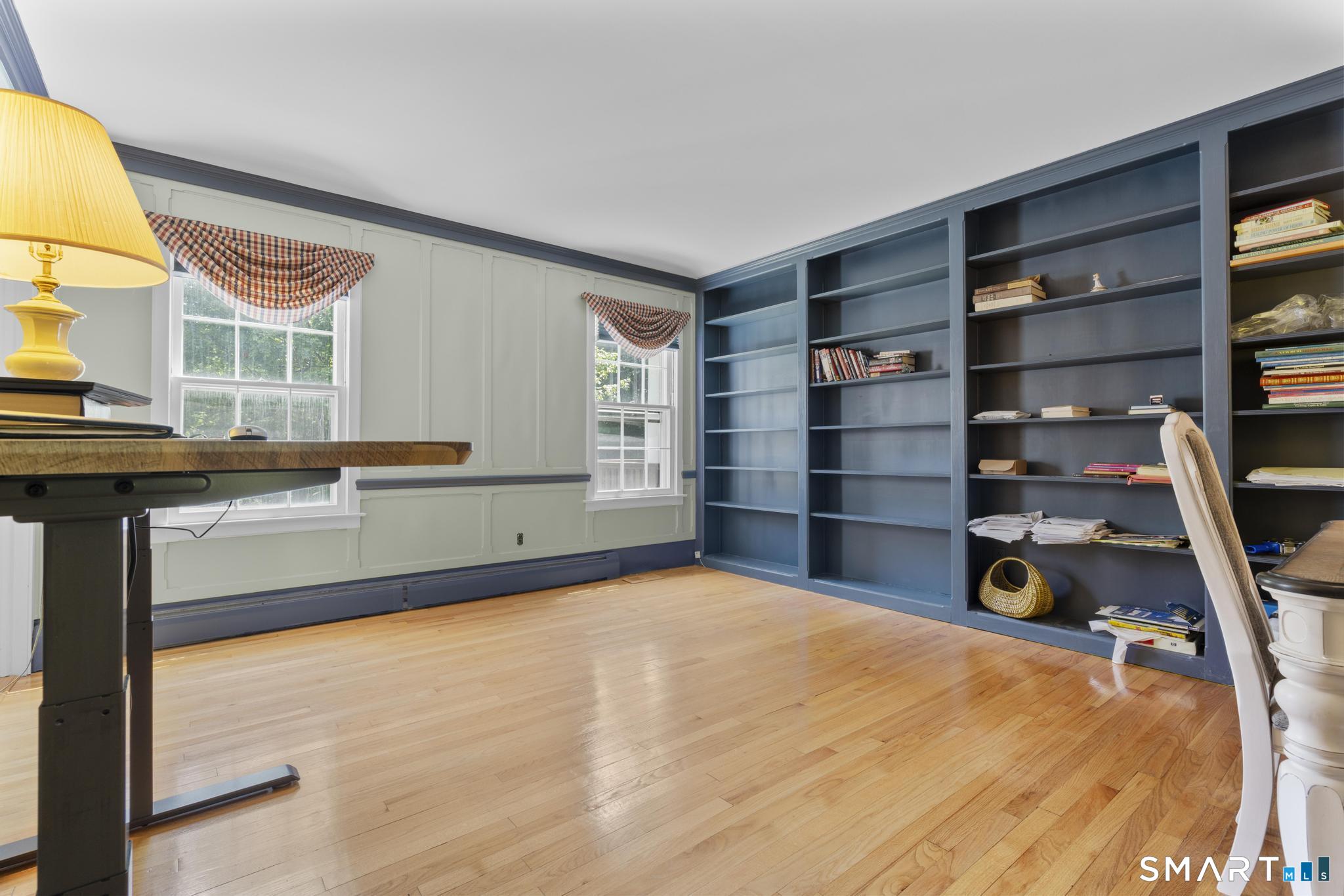 42 Sturbridge Hill Road New Canaan, CT 06840 - Photo 7 of 27