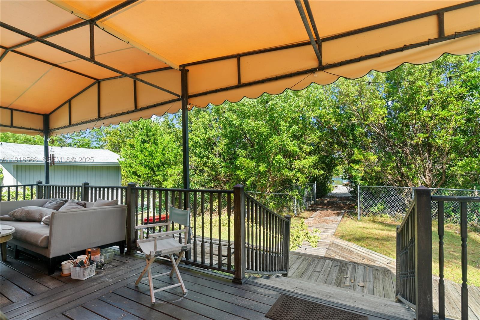 561 Gordon Circle Key Largo, FL 33037 - Photo 16 of 23