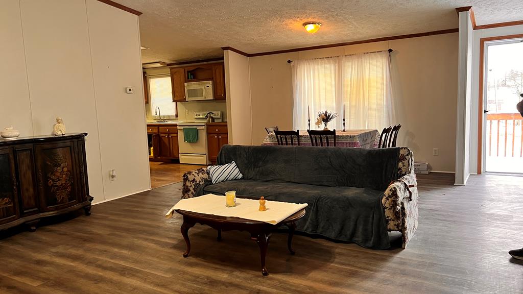 5346 Thornspring Road Pulaski, VA 24301 - Photo 18 of 23 Gallery Image 18