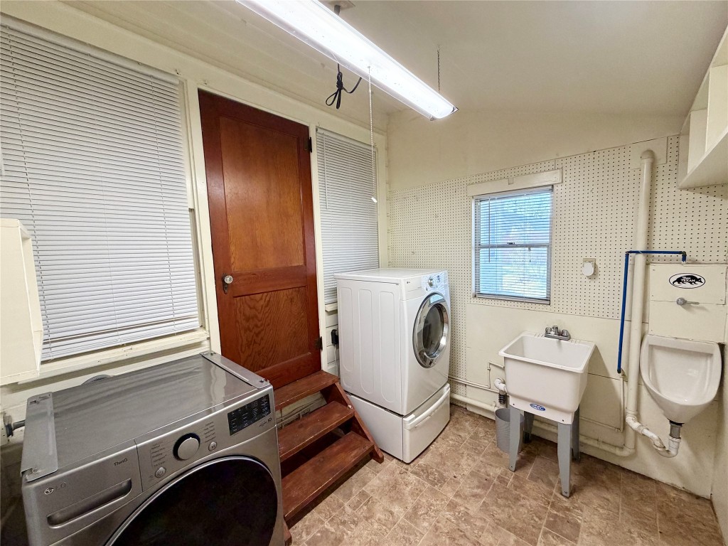 1104 Marie Street Brenham, TX 77833 - Photo 20 of 27