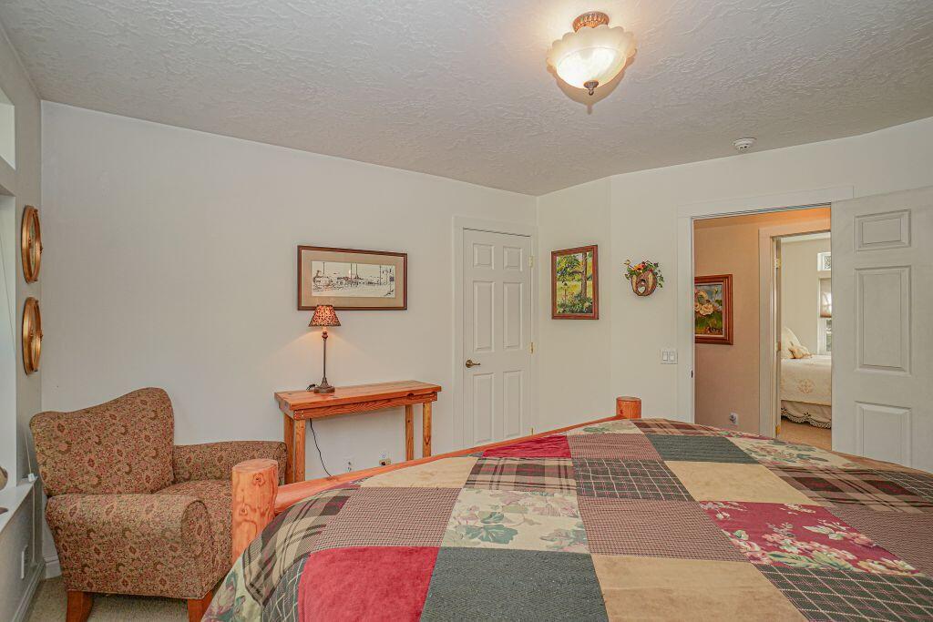 6600 Old Fort Road Klamath Falls, OR 97601 - Photo 34 of 55 031 RMZDSC06256