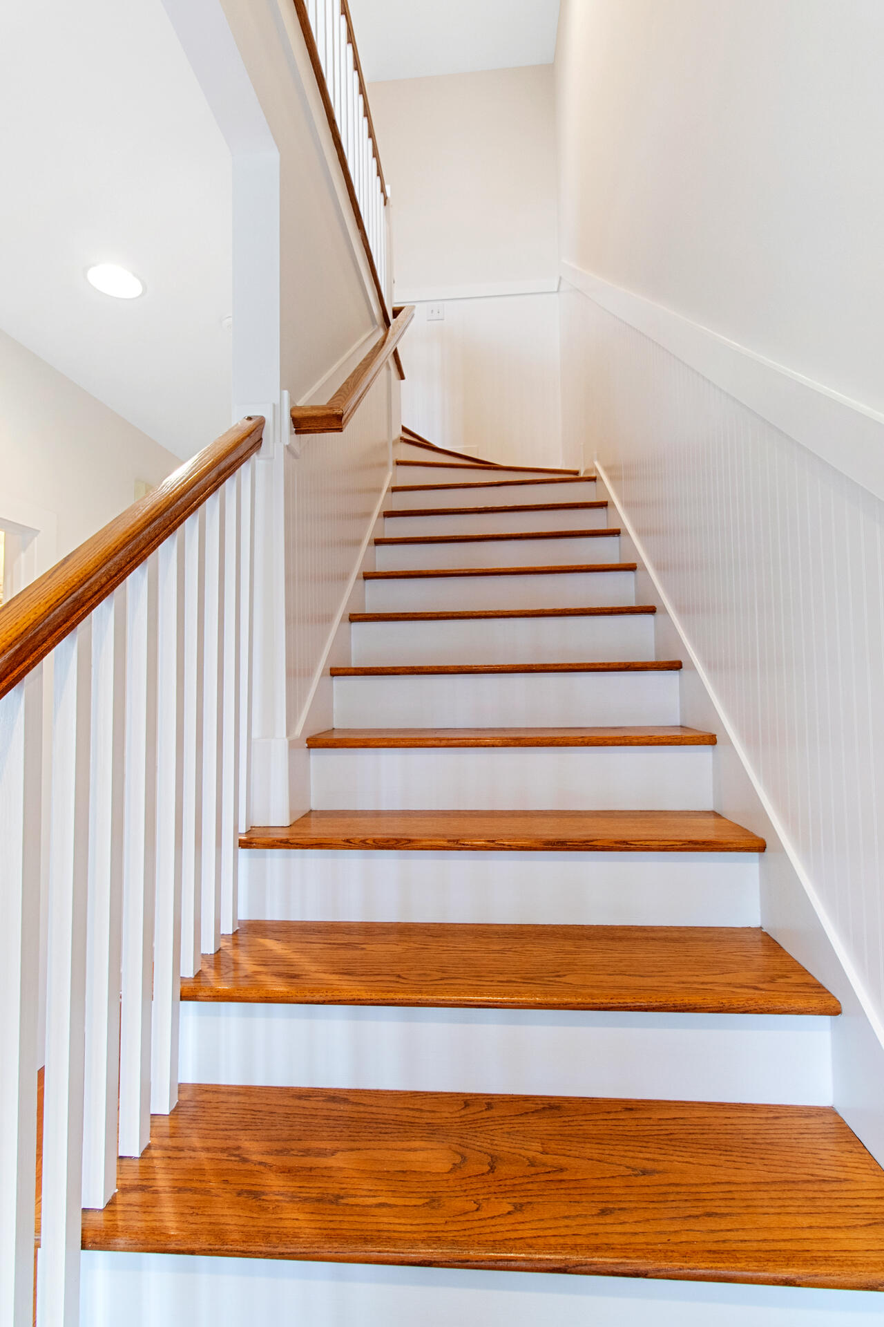 1502 Hopeman Lane Mount Pleasant, SC 29466 - Photo 21 of 49 stairs