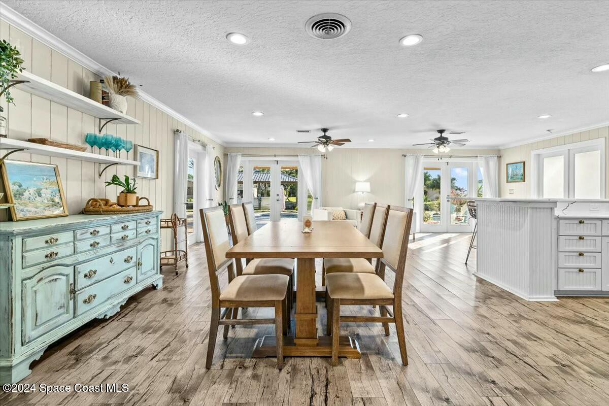 36 West Point Drive Cocoa Beach, FL 32931 - Photo 9 of 45 tempImage9VU9pz