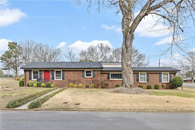 $250,000 | 2 Cameo Drive, Rome, GA 30165