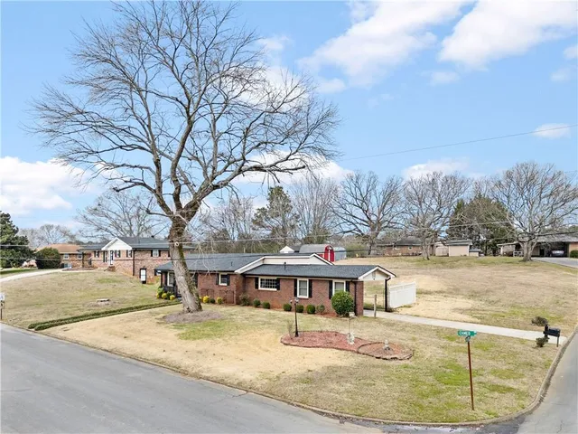$250,000 | 2 Cameo Drive, Rome, GA 30165