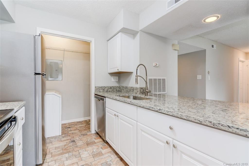 11153 Harrowfield Road Charlotte, NC 28226 - Photo 16 of 31