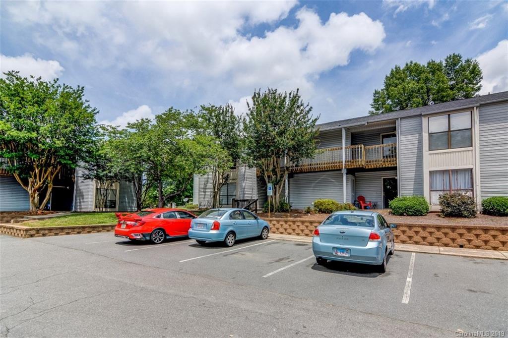 11153 Harrowfield Road Charlotte, NC 28226 - Photo 4 of 31