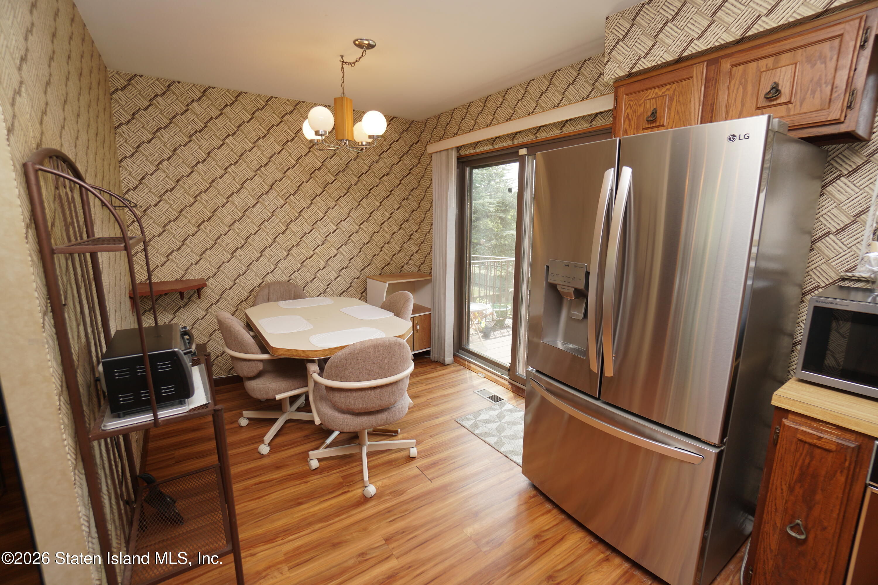 88 Narrows Road South, Unit 11 Staten Island, NY 10305 - Photo 4 of 21 4