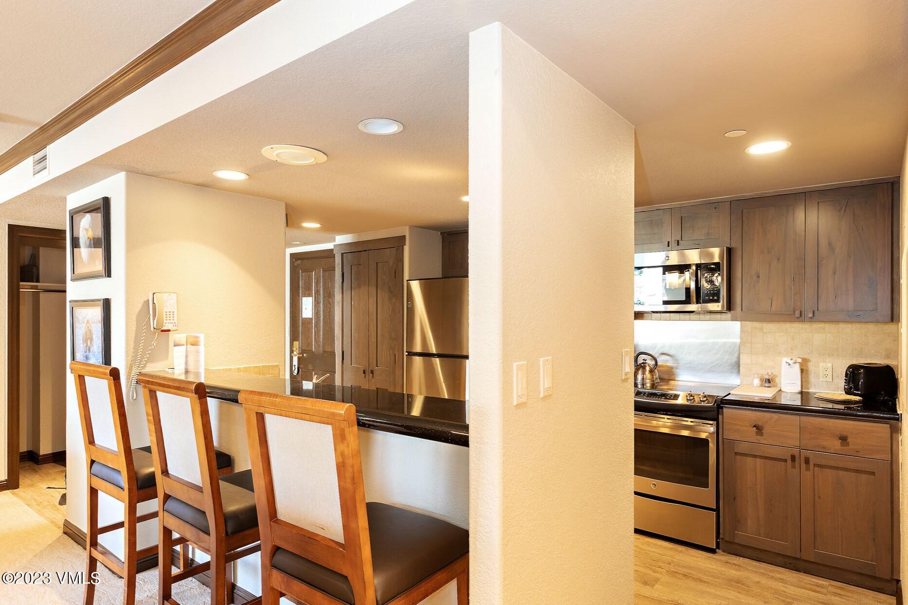 210 Offerson Road, Unit R312 WEEK 13 Beaver Creek, CO 81620 - Photo 6 of 23 0E7A0265-2-NW