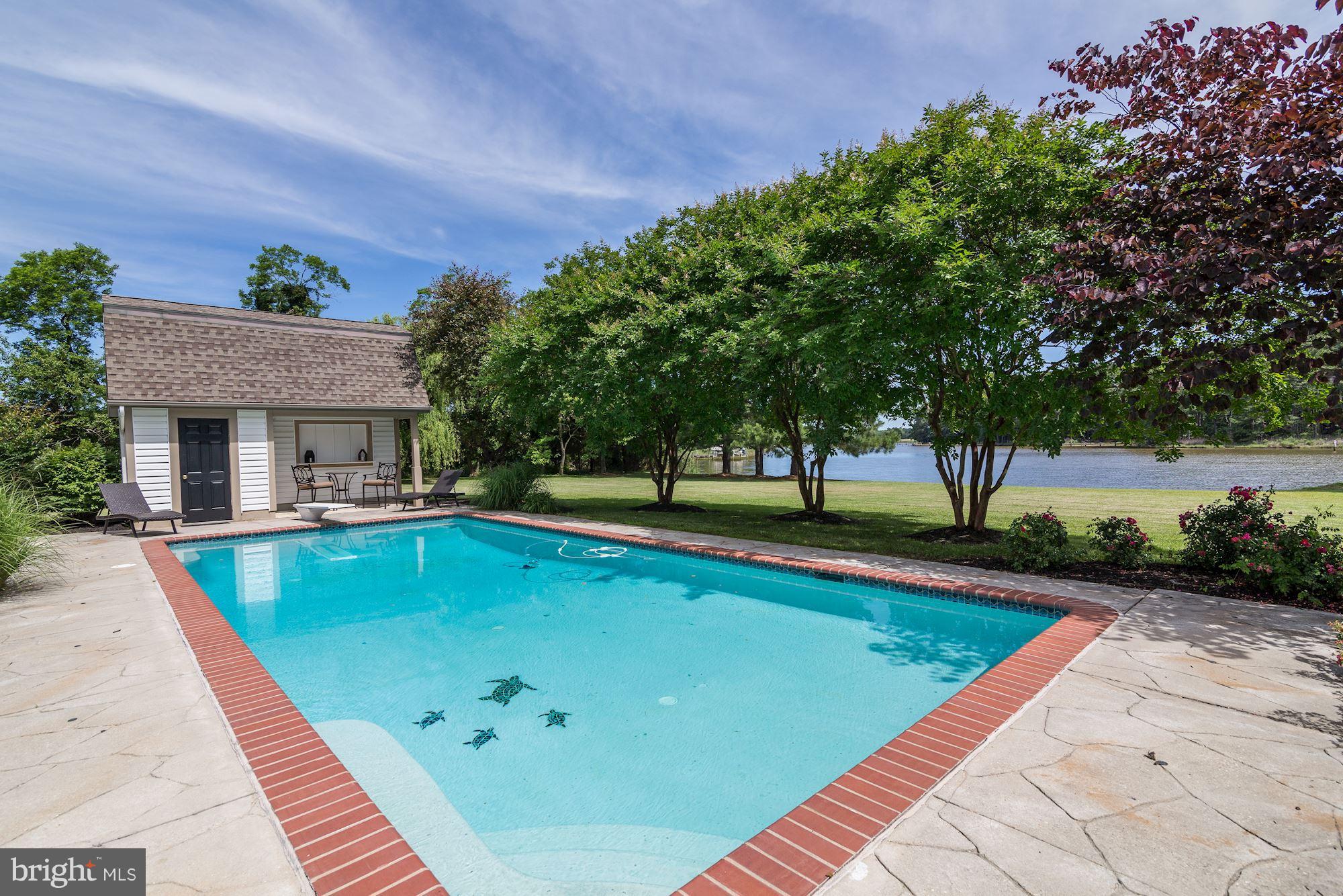 9199 New Road McDaniel, MD 21647 - Photo 4 of 30 pool, jacuzzi and pool house