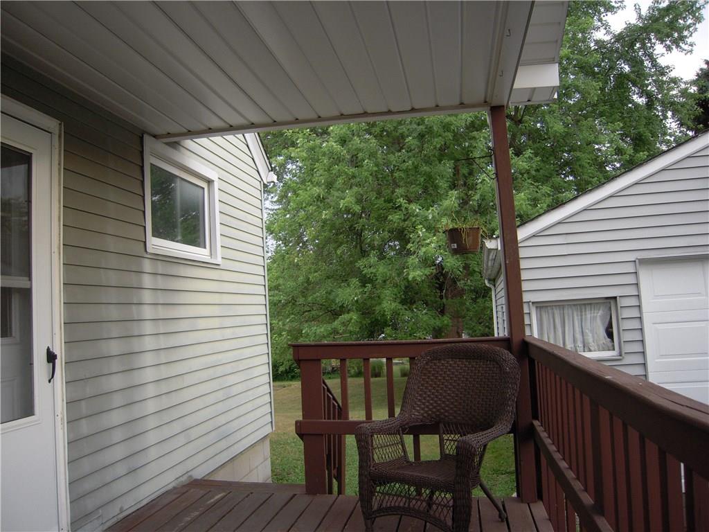 2420 Ruth Street New Castle, PA 16101 - Photo 6 of 18 Side Porch