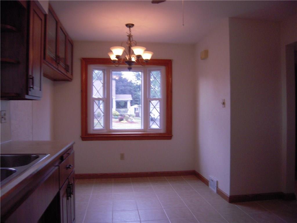2420 Ruth Street New Castle, PA 16101 - Photo 9 of 18 Dining Room