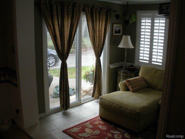 1425 Hawthorne Road Grosse Pointe, MI 48236 - Photo 14 of 25 Family Room/Den