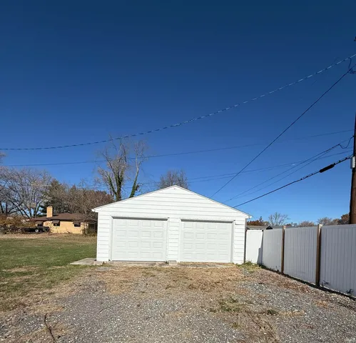 $199,900 | 612 West Cromer Avenue, Muncie, IN 47303